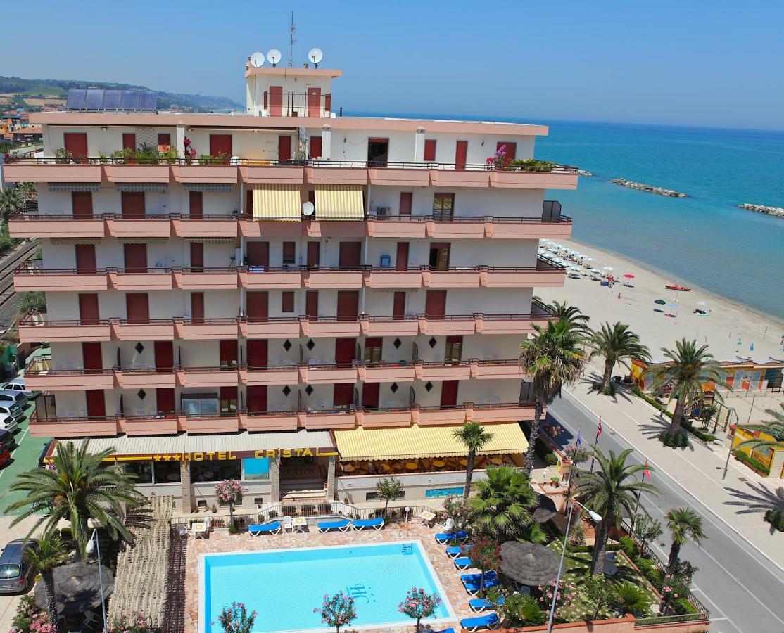 Hotel Cristal Cupra Marittima Exterior photo